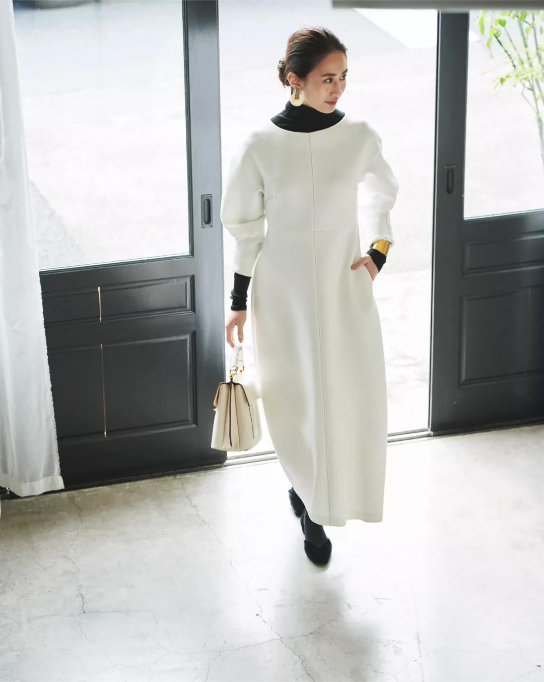 冬季无袖连衣裙怎么搭配,冬季粉色连衣裙打底裤搭配