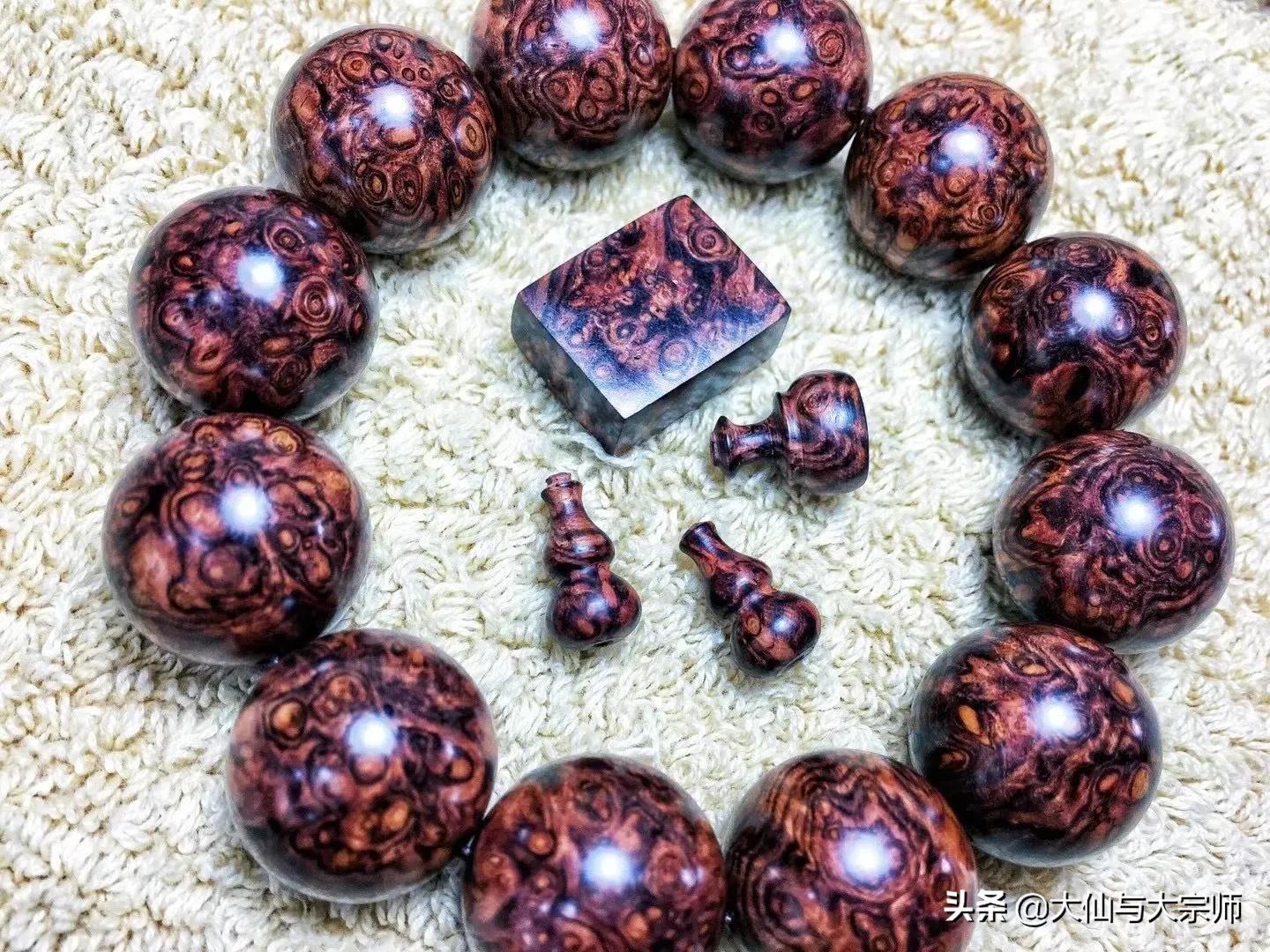 什么木头做手串又好又香,用哪种木头做手串最好