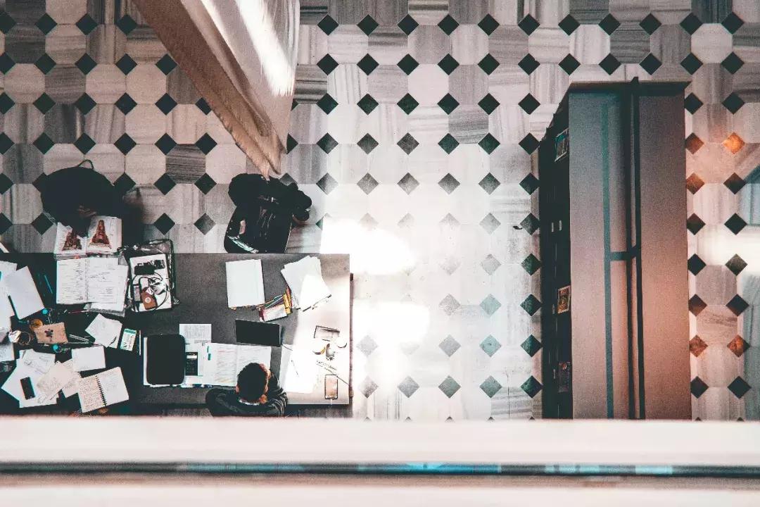 作为下属如何与上司沟通,上司能力差下属怎么办