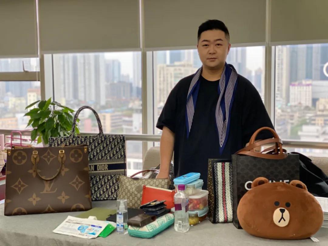 办公室好看能装平价的包包,十款totebag你值得拥有