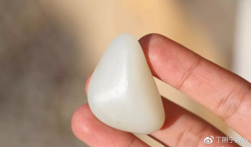 一招鉴别俄料和籽料,鉴别俄料