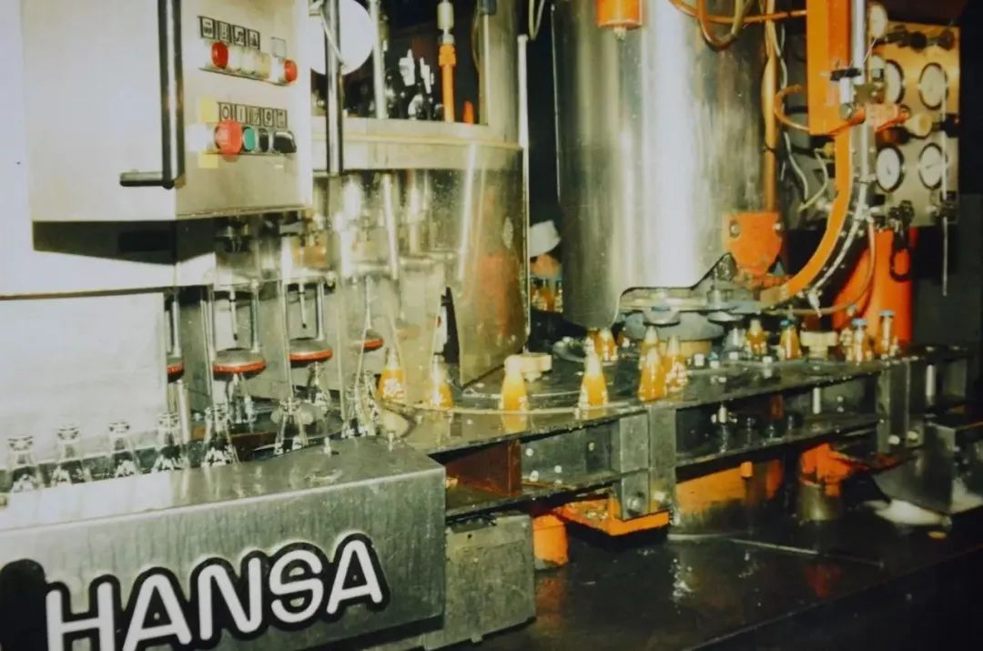 一年卖60亿罐的饮料,一年卖出3亿杯子