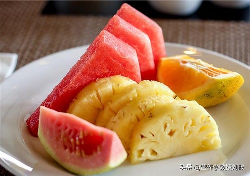 菠萝是燥热还是清凉水果,菠萝解暑