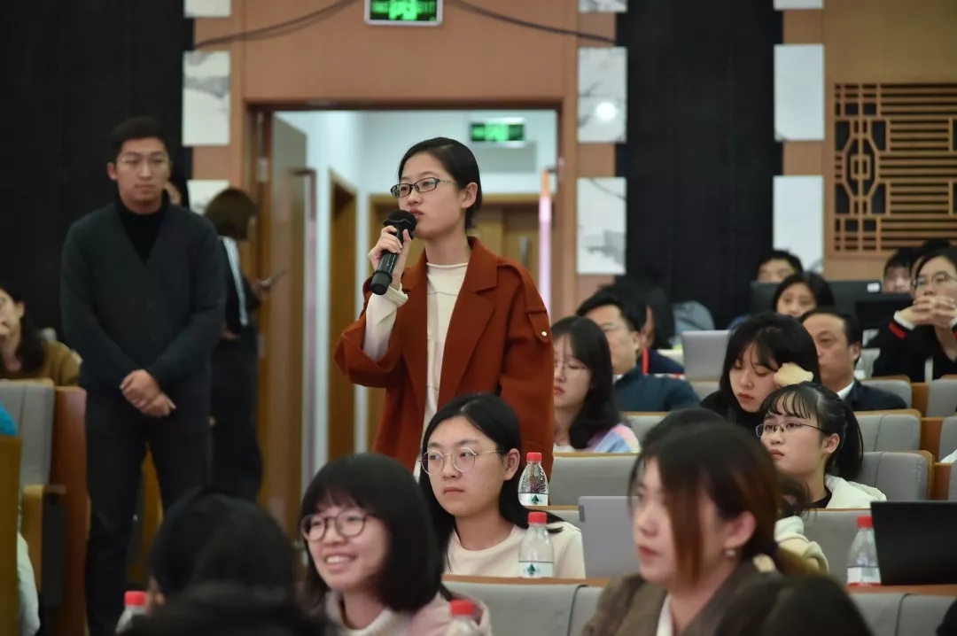 人民大学宣讲会视频,人民大学抢话筒视频