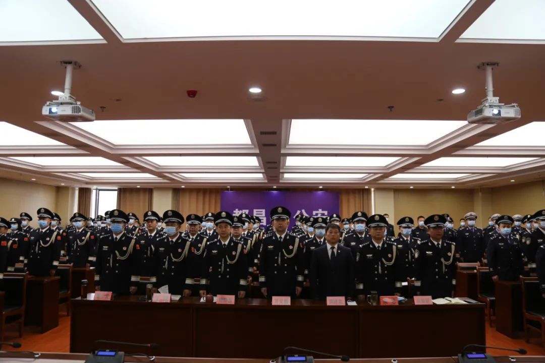 警礼服列装仪式合影,警礼服的列装充分体现了什么