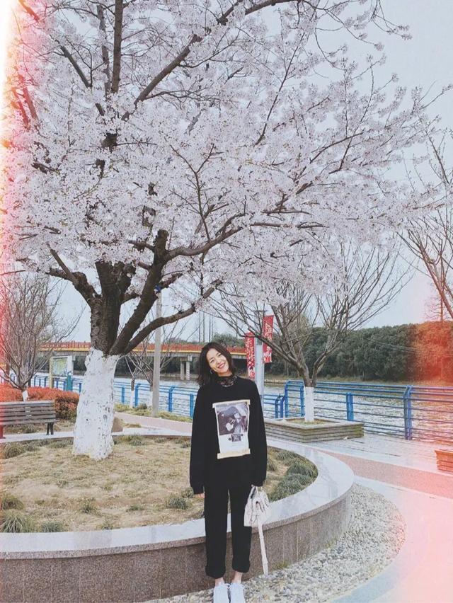 秋冬必备打底衫,温暖时髦又文艺,成为gai上最靓的女仔