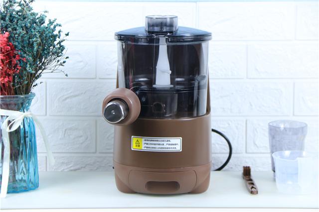 九阳面条机老款布朗熊,吃面的新方式