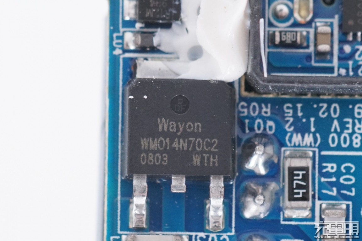 拆解三星s10+,拆解三星45瓦充电器