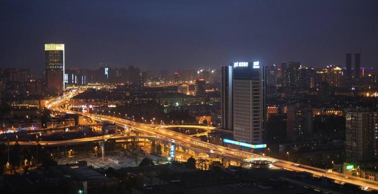 但凡杀不死你的终将会使你更强大,那些杀不死你的终将使你更强大