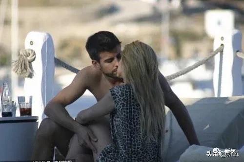 牛X！43岁姐姐长19岁妖精脸，衬得小10岁鲜肉男友像爹…