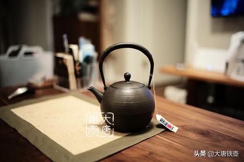 日本茶道与中国茶艺的关系,日本茶道中的茶器