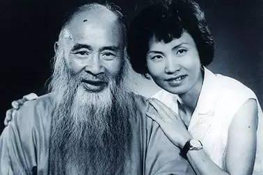 张大千一生不画什么画,张大千为什么不画老虎呢