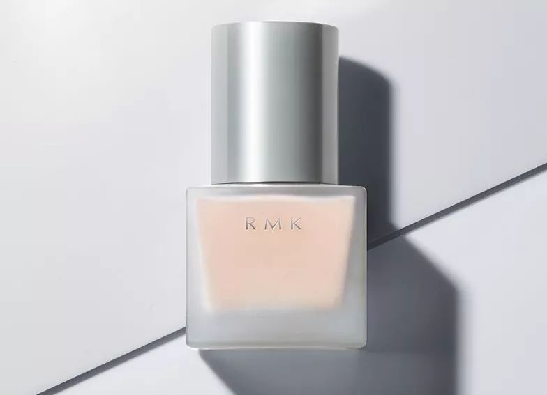 遮瑕最好的粉底液干皮,干皮女生粉底液兰蔻