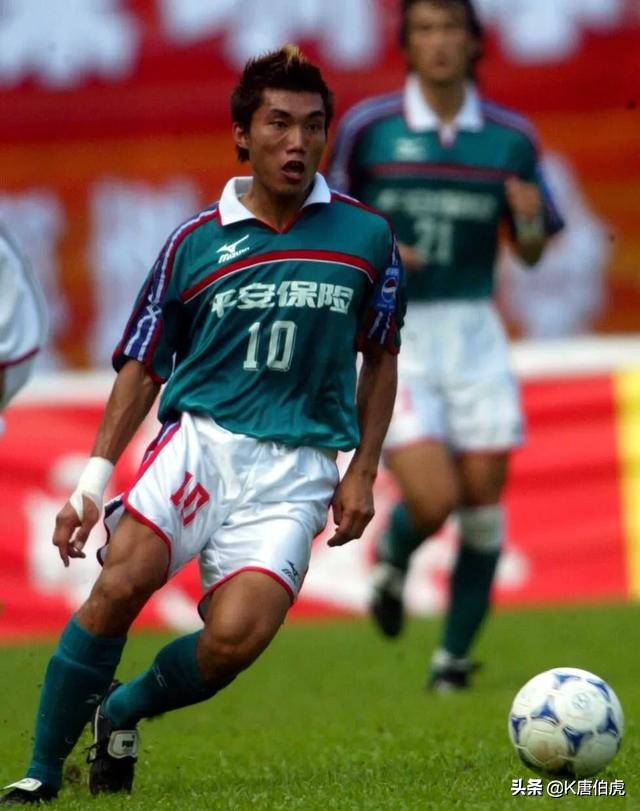 中国足球郑智李玮峰,李金羽李玮锋郑智同时代的球员