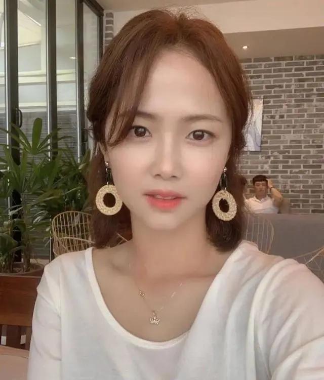 靓丽的“玫瑰豪门”--记世界足坛最美女足队员阵容