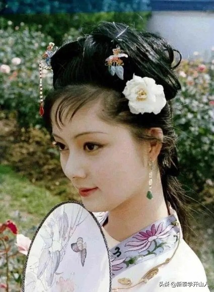 红楼梦林黛玉的死因,贾府鸳鸯怎么死的