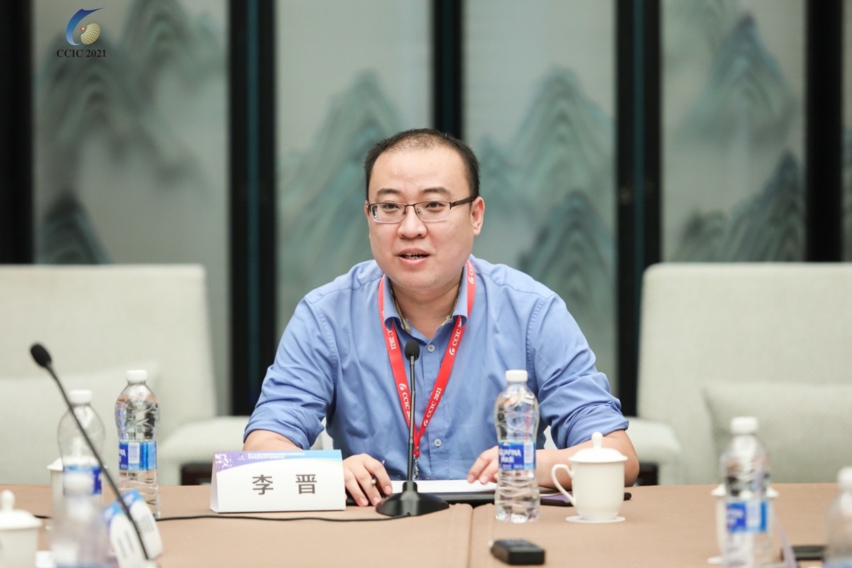 国产巨头率先推出自研系统,国产自研系统发展趋势