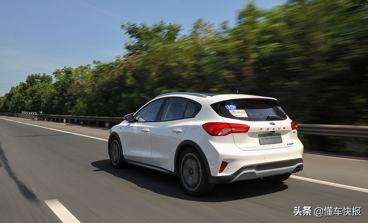 福特福克斯2021款stline试驾,福特福克斯active2021款试驾视频