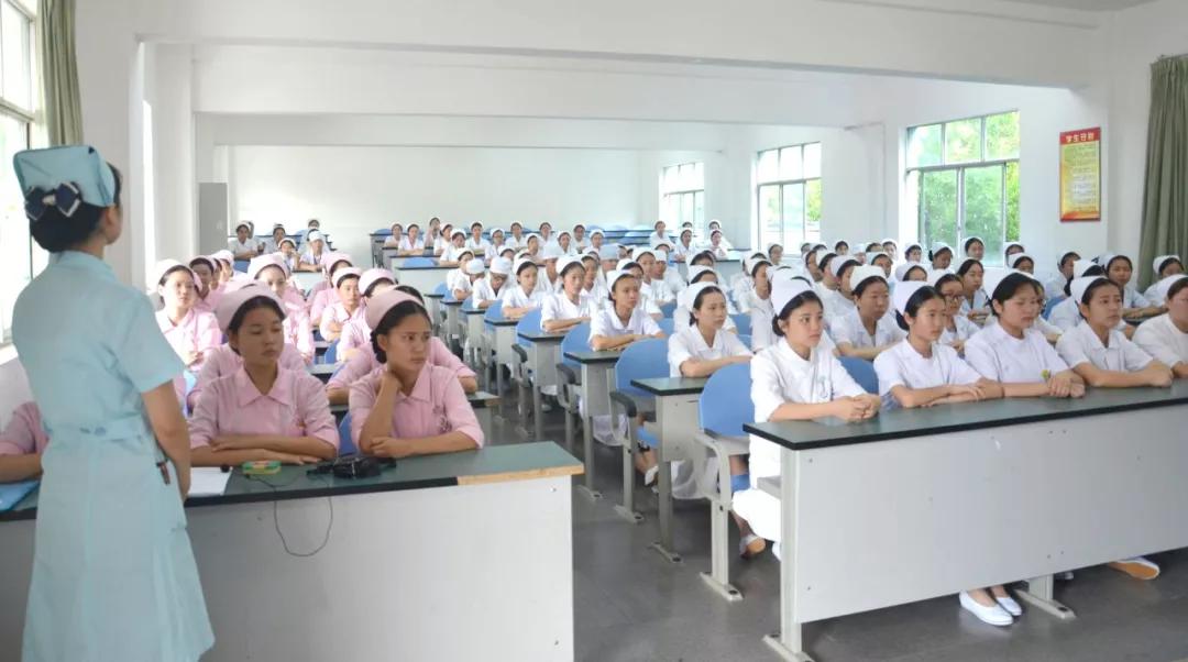 华西护理学院专业,华西职业技术学院护理专业怎么样