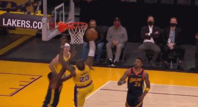 格林4次犯规视频,詹姆斯格林恶意犯规视频