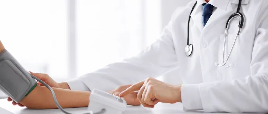 左右两边血压心率不一样,左右两侧血压相差大什么原因