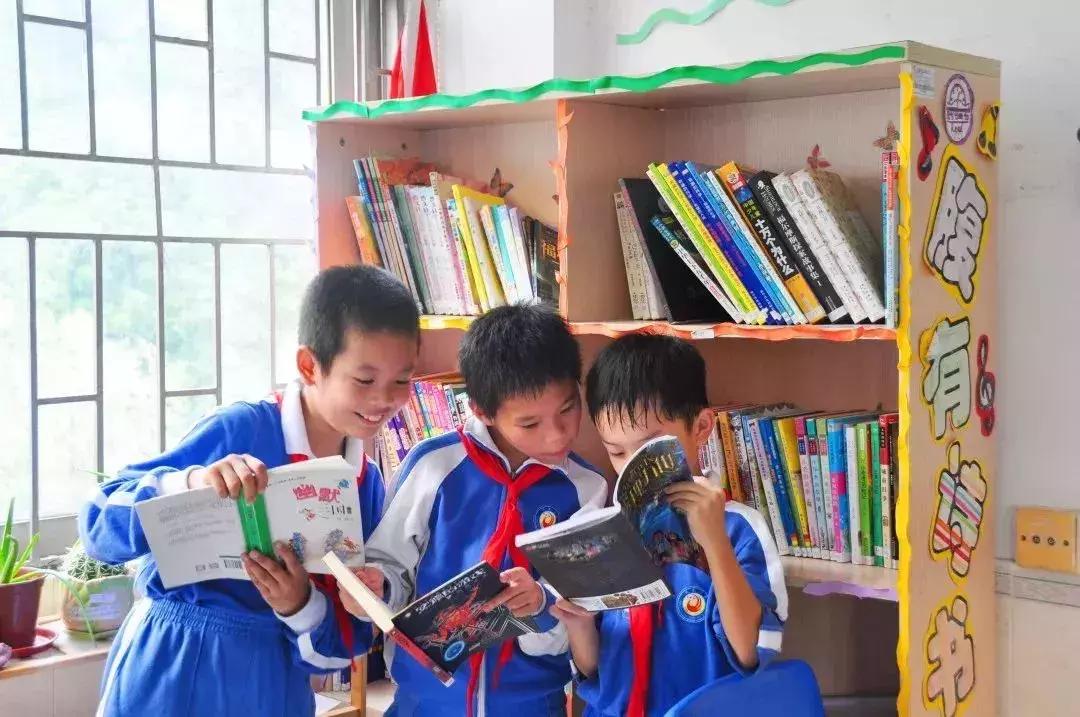 凤凰学校招生简章,凤凰学校招生公告