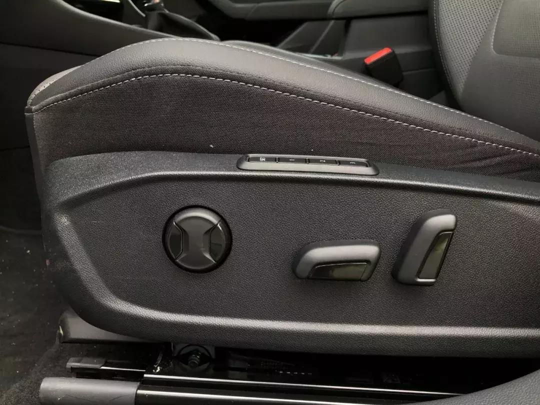 全新速腾280tsi舒适,全新一代速腾280tsi