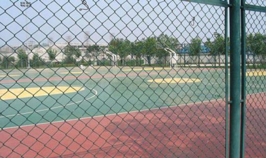 新型球场护栏网规格齐全,球场护栏网怎么样