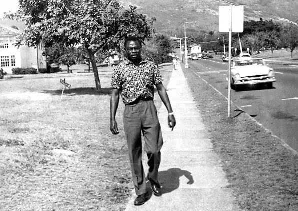 美国总统奥巴马同父异母的弟弟,奥巴马他弟弟哪年来中国