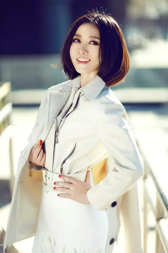 歌手姚贝娜是一个什么样的人,缅怀中国流行女歌手姚贝娜