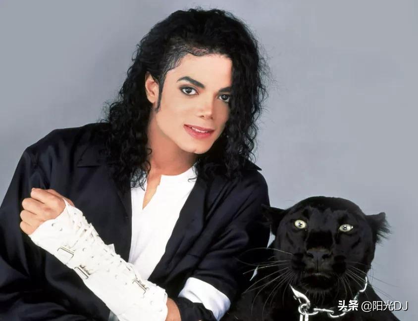 迈克尔杰克逊经典歌曲youarenot,杰克逊youarenotalone