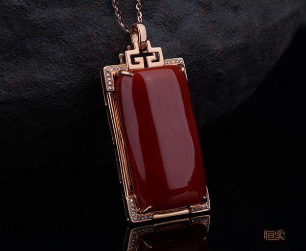 天然红珊瑚玉手镯对人体的益处,纯天然红珊瑚是什么样的