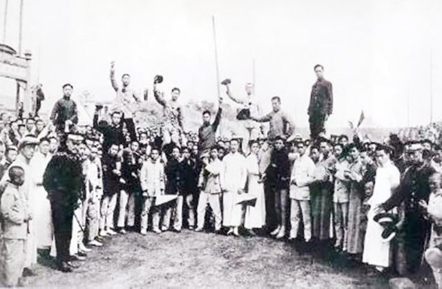 瞿秋白翻译国际歌,瞿秋白和国际歌