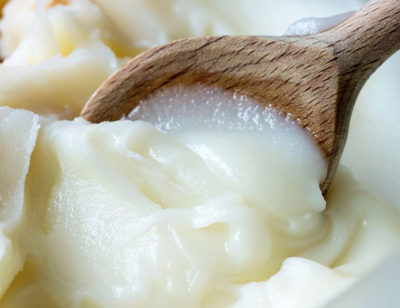 花生油菜籽油和玉米油哪种更健康,玉米油菜籽油橄榄油花生油哪个好