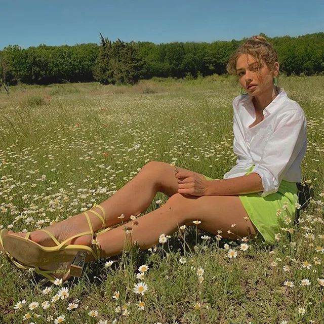 今年最流行的方跟凉鞋,又好看又好穿的凉鞋