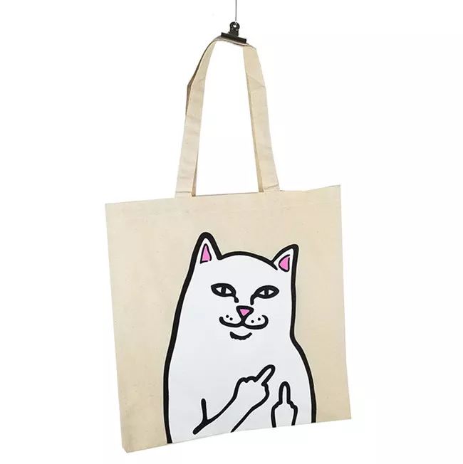 你穿的衣服这么土是大妈风吗,为啥我穿衣服总是那么土