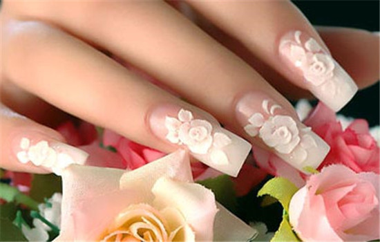 甲油胶干得很慢又没有照灯怎么办,怎样让甲油胶不用烤灯迅速变干