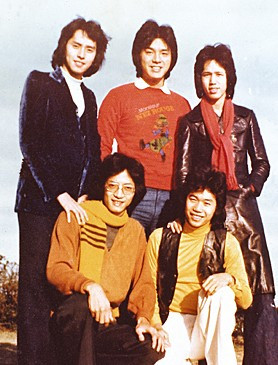 1994红磡摇滚之夜曲目,香港乐坛哪一首歌轰动歌坛