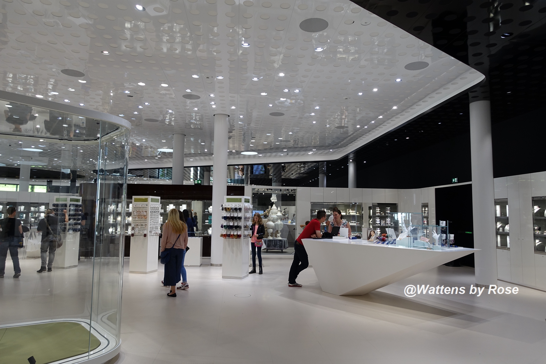 施华洛世奇本部在哪里,施华洛世奇总部