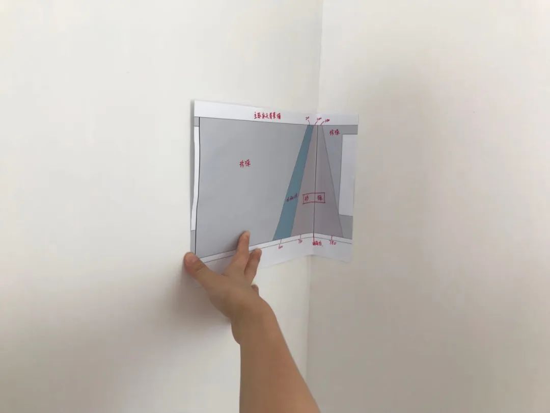 刮腻子时墙面刷什么油漆 (墙面刮腻子刷墙漆注意事项)