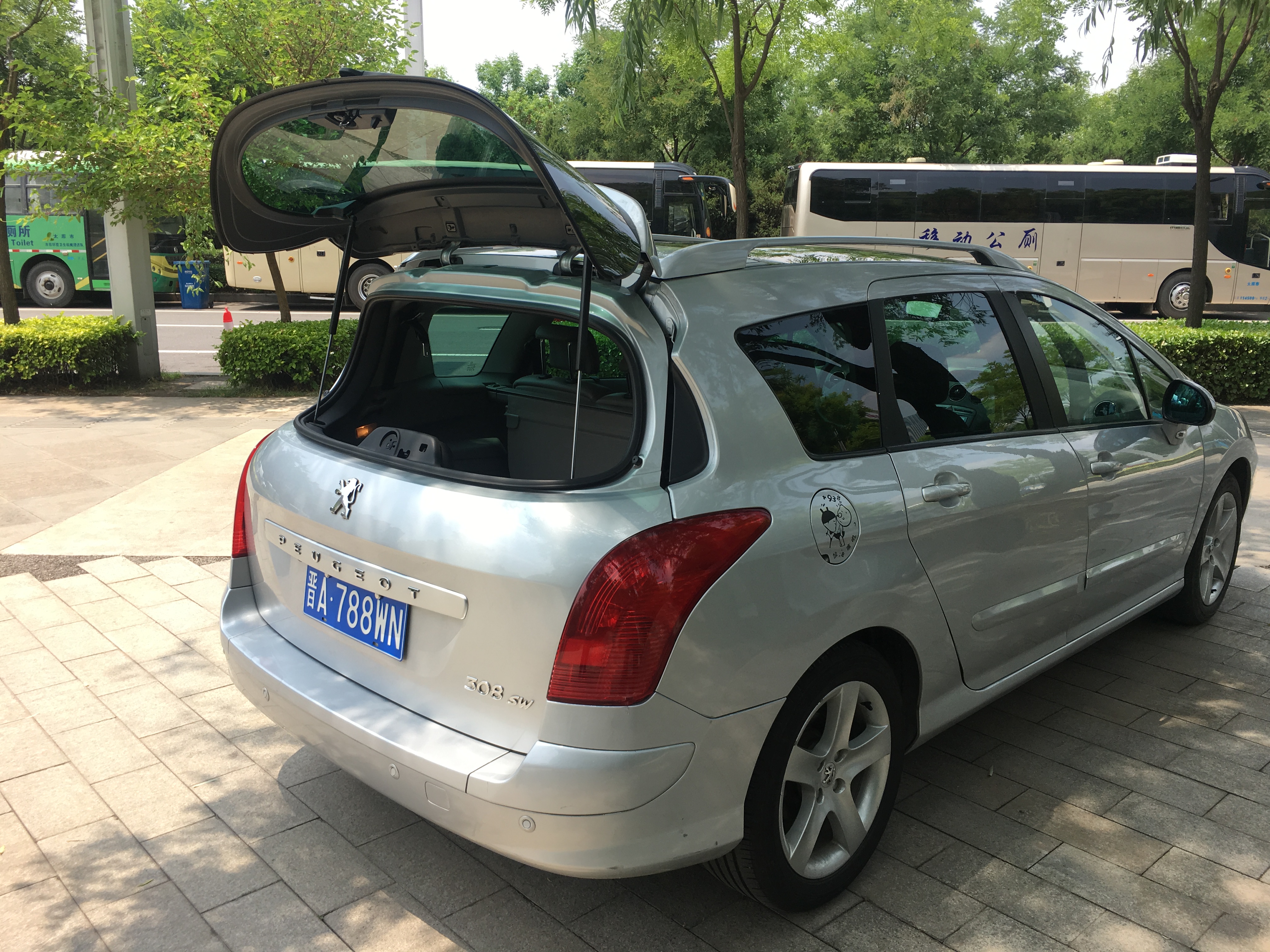 法系车老款标致308,标致308sw算b级车