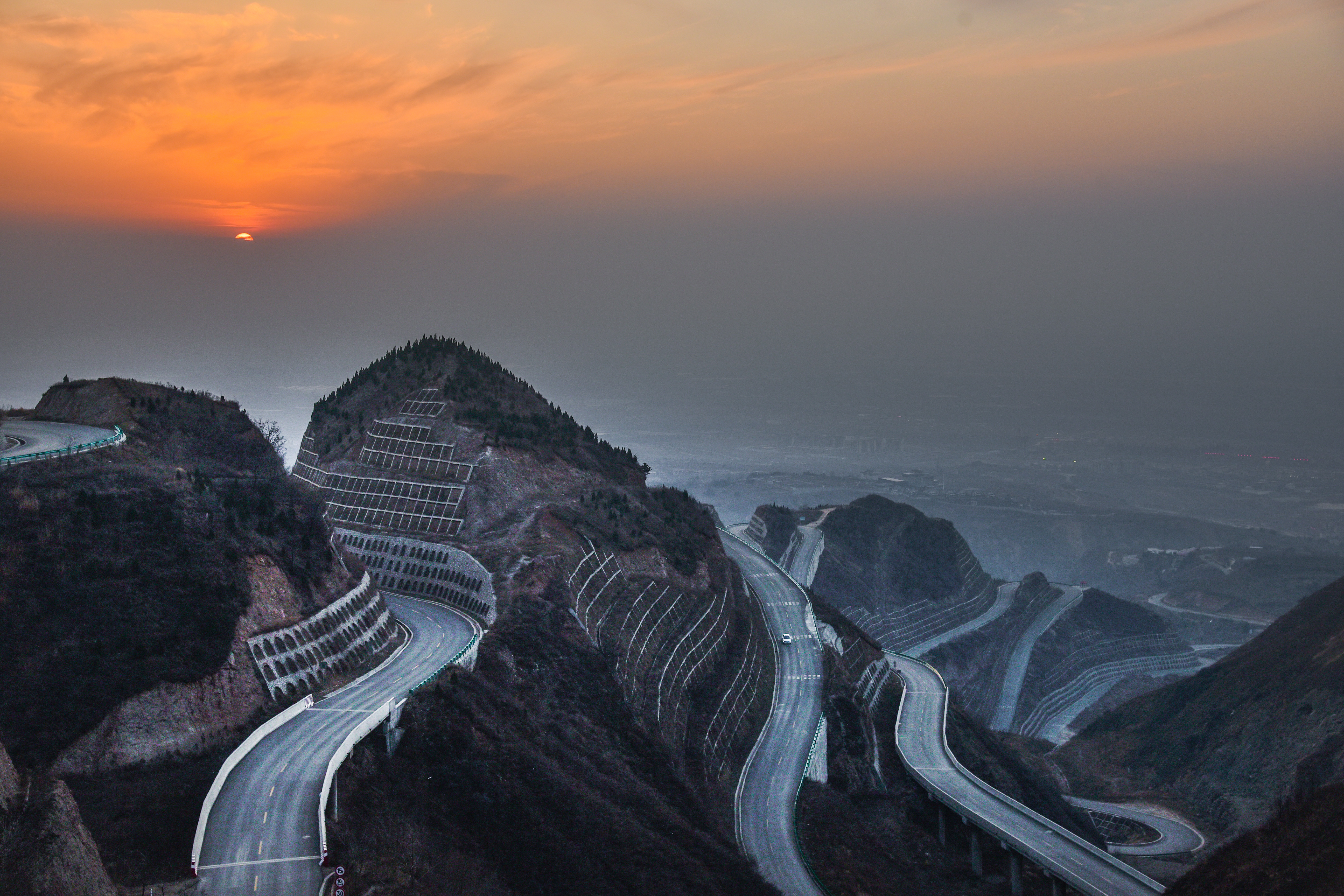 西安市区最漂亮的公路,西安最美盘山公路骊山公路