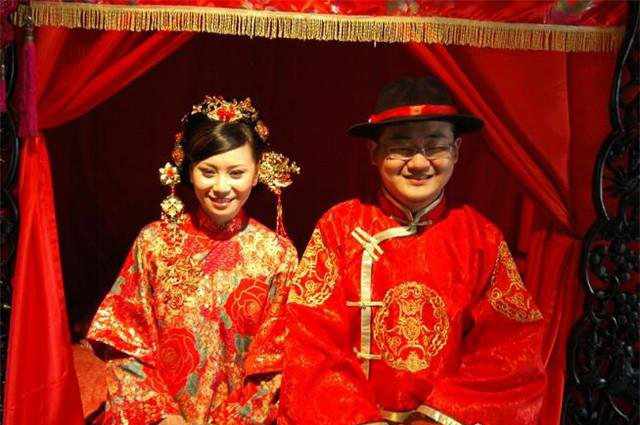 史上最经典闹洞房,怎么闹洞房11种创意招式