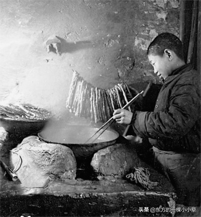 老北京爆肚小吃摊价格表,老北京小吃早餐摊照片