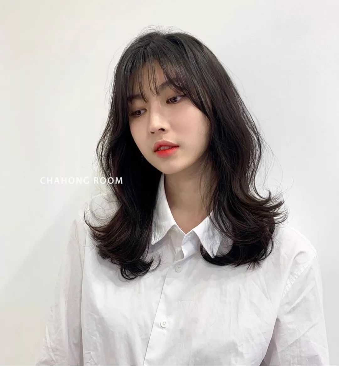 中长发锁骨发烫发中卷,初恋锁骨发中长发烫发