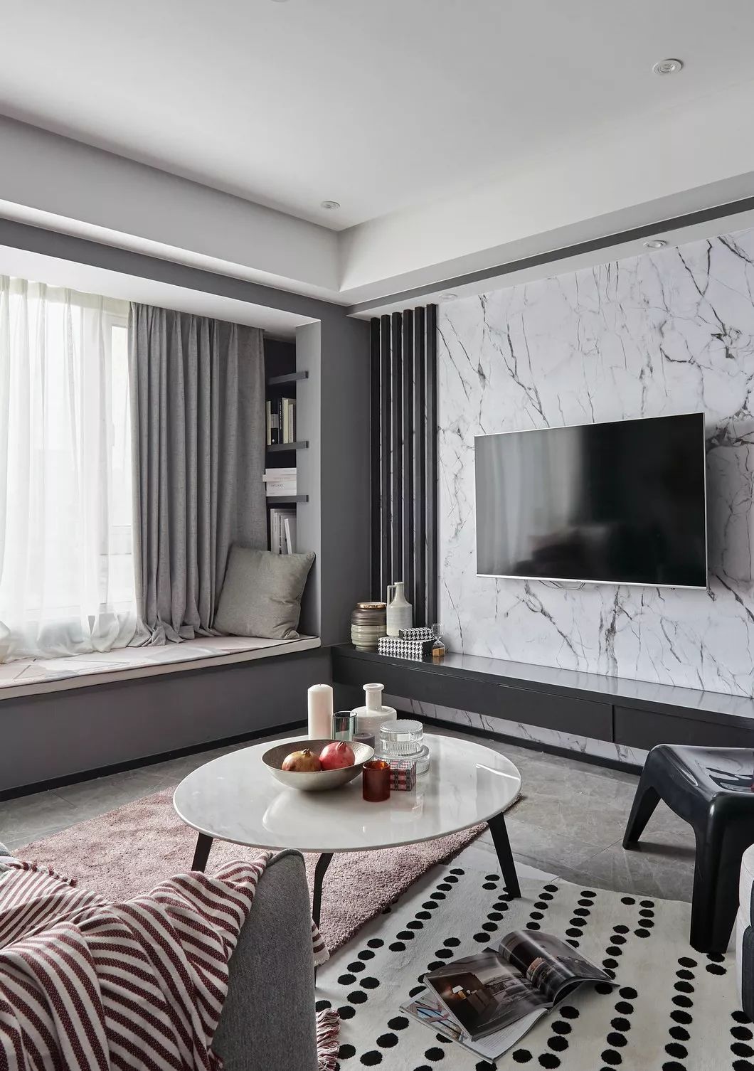 烟粉高级灰撩人的轻熟风,设计高级灰烟粉撩人轻熟风