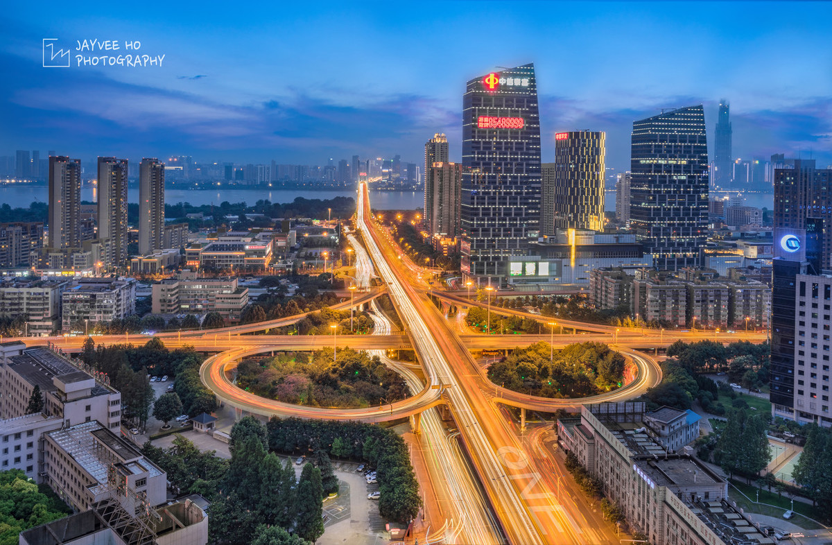 高中生应对挫折的作文,对待灾难的态度高中作文