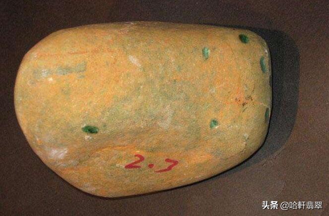 「石头整容记」靠着一副假皮囊将众人骗得团团转，其套路有多深？