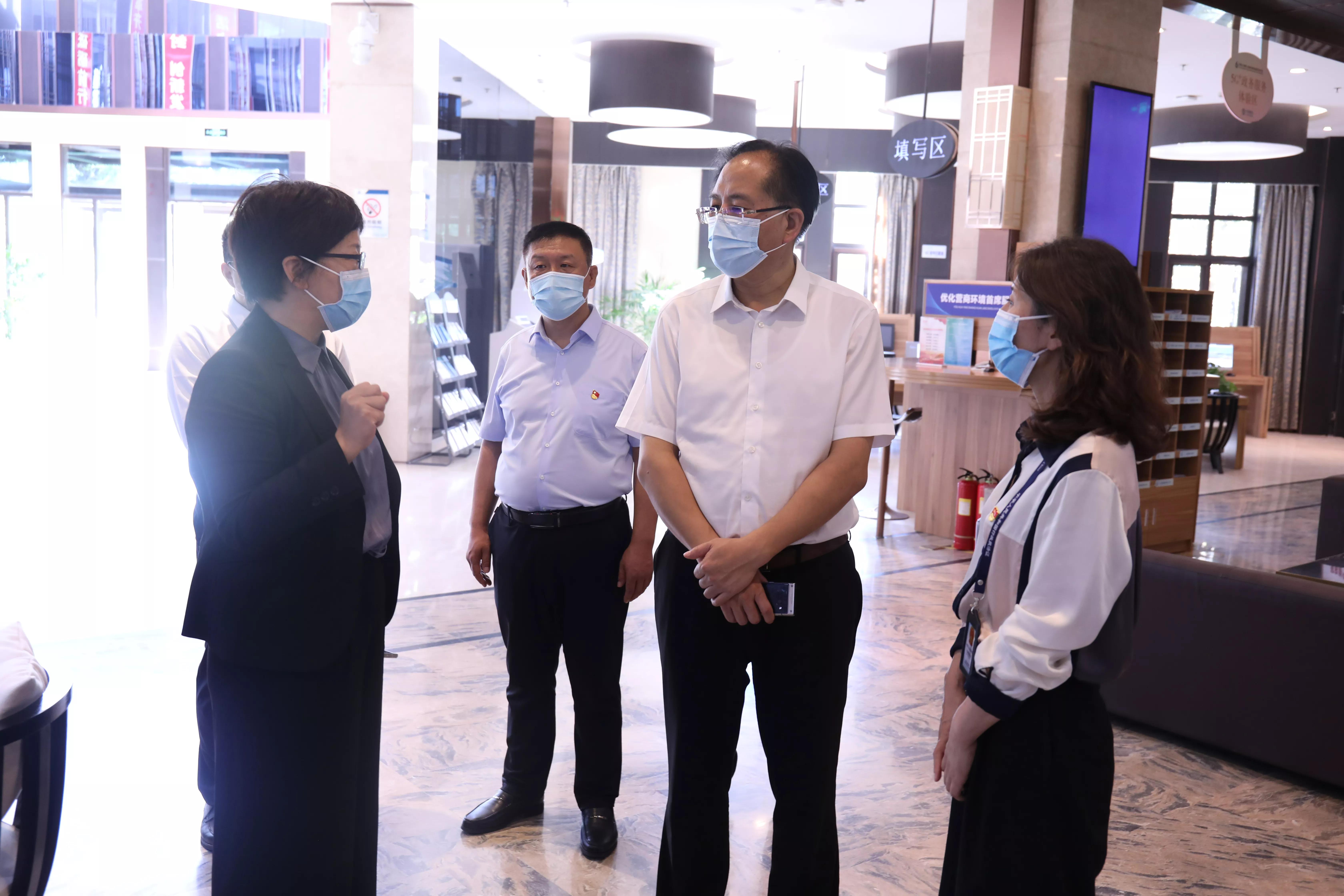 梁东雁,市场监管局精准助企服务活动