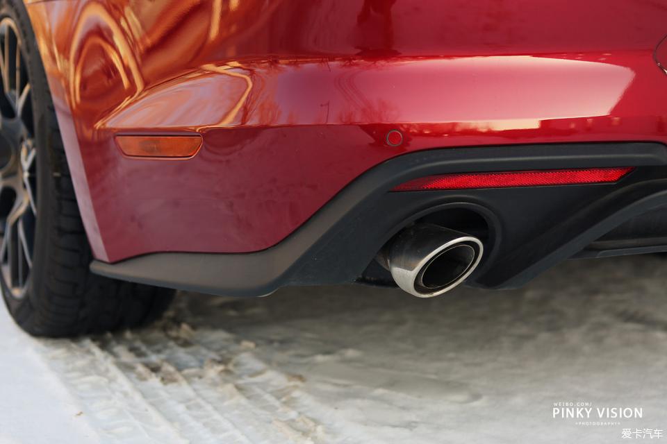 野马mustang宝石红,mustang提车真实评价